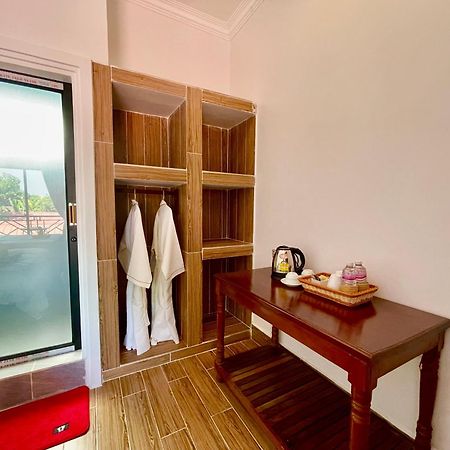 Отель Angkor Rithy Boutiques Сиемрип Экстерьер фото
