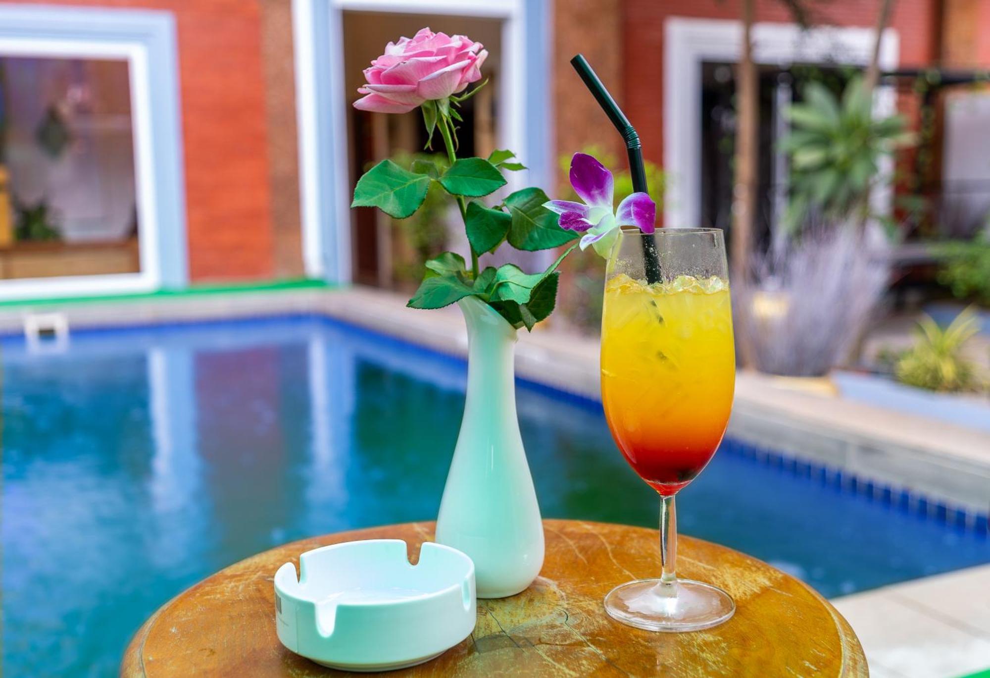 Отель Angkor Rithy Boutiques Сиемрип Экстерьер фото